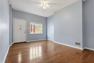 2334 Fox Way, Pittsburgh, PA 15203 - Photo 3