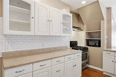 2334 Fox Way, Pittsburgh, PA 15203 - Photo 11