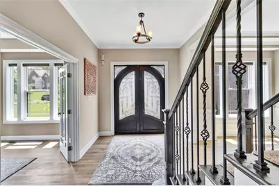 301 Serendipity Ln, Cranberry Township, PA 16066 - Photo 5