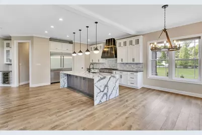 301 Serendipity Ln, Cranberry Township, PA 16066 - Photo 9