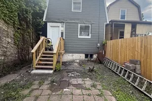 1624 4th Ave, Arnold, PA 15068 - Photo 3