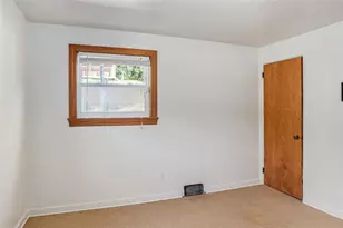 4826 Poplar St, West Mifflin, PA 15122 - Photo 13