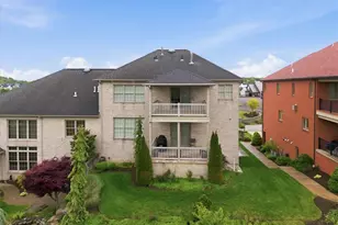 1043 Blackthorne Dr, Penn Twp, PA 15644 - Photo 3
