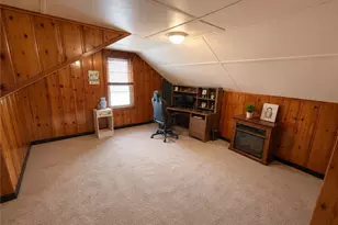 307 E Garfield Ave, New Castle, PA 16105 - Photo 13