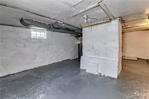 8002 Hayward St, Hempfield Township, PA 15691 - Photo 23