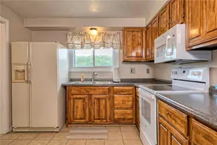 8002 Hayward St, Hempfield Township, PA 15691 - Photo 13