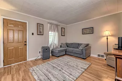 8002 Hayward Street, Hempfield Township, PA 15691 - Photo 7