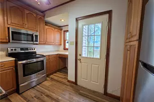 1610 6th Ave, Beaver Falls, PA 15010 - Photo 15