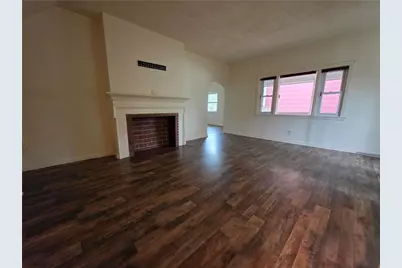 1610 6th Ave, Beaver Falls, PA 15010 - Photo 3