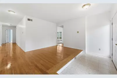 101 Buhlmont Dr, Leet Township, PA 15143 - Photo 7