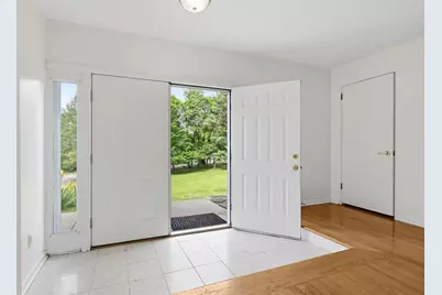 101 Buhlmont Dr, Leet Township, PA 15143 - Photo 5