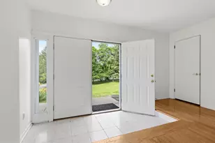 101 Buhlmont Dr, Leet Township, PA 15143 - Photo 5