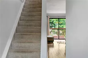 119 Hillvue Dr, Seven Fields Boro, PA 16046 - Photo 3