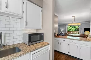 119 Hillvue Dr, Seven Fields Boro, PA 16046 - Photo 11