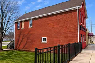 244-246 Brown St, Everson, PA 15631 - Photo 7