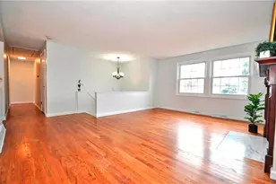 1313 Star Ridge Dr, Pittsburgh, PA 15241 - Photo 3