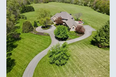 108 Heritage Lane, Center Township, PA 16001 - Photo 3