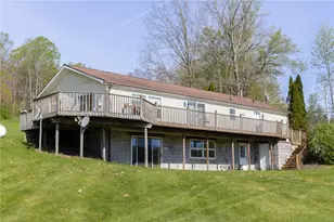 384 Old Sharon Rd, East Lackawannock Township, PA 16137 - Photo 5