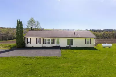384 Old Sharon Road, East Lackawannock Township, PA 16137 - Photo 1