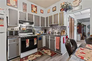 613 Orchard Ave, Pittsburgh, PA 15202 - Photo 7
