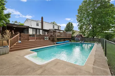 764 Donegal Dr, Bethel Park, PA 15102 - Photo 27