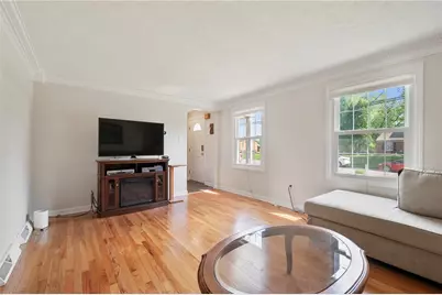 764 Donegal Dr, Bethel Park, PA 15102 - Photo 3
