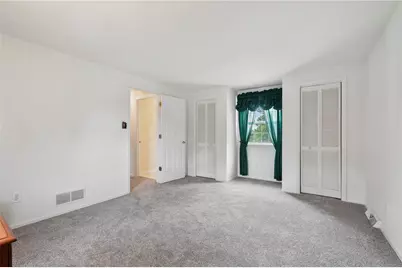 764 Donegal Dr, Bethel Park, PA 15102 - Photo 17
