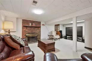 764 Donegal Dr, Bethel Park, PA 15102 - Photo 21
