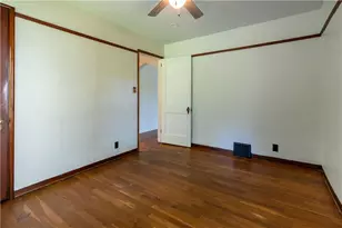 323 Idlewood Rd, Pittsburgh, PA 15235 - Photo 21