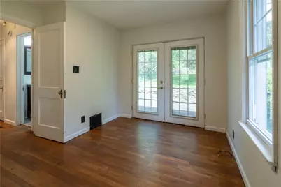 323 Idlewood Rd, Pittsburgh, PA 15235 - Photo 15