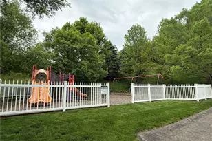 411 Chestnut Ln, Allegheny Township, PA 15613 - Photo 35