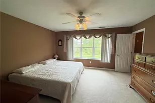 411 Chestnut Ln, Allegheny Township, PA 15613 - Photo 7