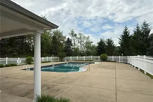 411 Chestnut Ln, Allegheny Township, PA 15613 - Photo 37