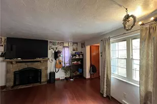 1424 Senior Dr, Pittsburgh, PA 15227 - Photo 7