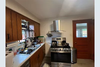 1424 Senior Dr, Pittsburgh, PA 15227 - Photo 11