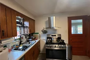 1424 Senior Dr, Pittsburgh, PA 15227 - Photo 11