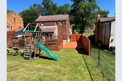 1424 Senior Dr, Pittsburgh, PA 15227 - Photo 35