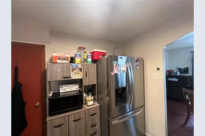 1424 Senior Dr, Pittsburgh, PA 15227 - Photo 9