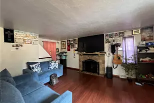 1424 Senior Dr, Pittsburgh, PA 15227 - Photo 5