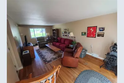 1338 S Side Ave, Spring Hill, PA 15212 - Photo 5