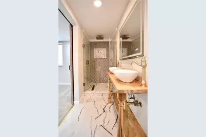 428 Donna St, Pittsburgh, PA 15224 - Photo 11