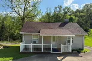 51 Hickory St, Ellsworth Boro, PA 15021 - Photo 1