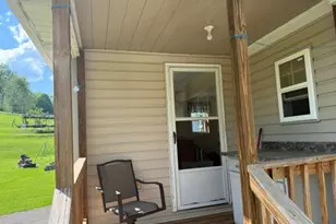 51 Hickory St, Ellsworth Boro, PA 15021 - Photo 21