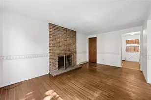 690 Blue Ridge Rd, Pittsburgh, PA 15239 - Photo 3