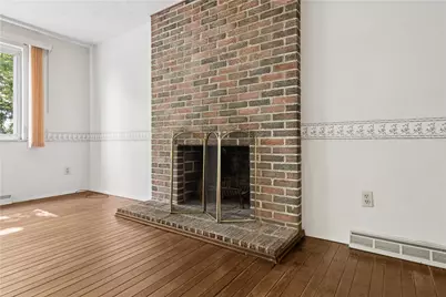 690 Blue Ridge Rd, Pittsburgh, PA 15239 - Photo 5