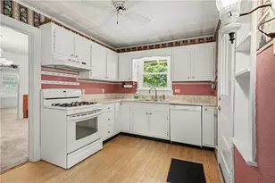 957 Orchard Ave, Greensburg, PA 15601 - Photo 9