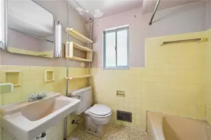 285 Tara Dr, Pittsburgh, PA 15236 - Photo 29