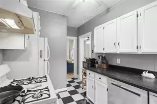 4029 Haldane St, Pittsburgh, PA 15207 - Photo 9
