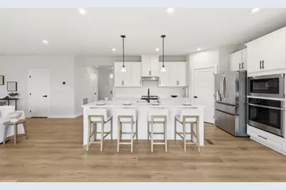 4042 Cross Creek Cir, Middlesex Township, PA 16059 - Photo 15