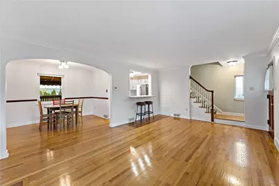 415 Pershing Dr, New Kensington, PA 15068 - Photo 3